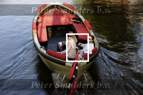 Amsterdam 27 mei 2020
Lieke v Lexmond en haar man Bas v Veggel varen in hun boot door de grachten van Amsterdam .