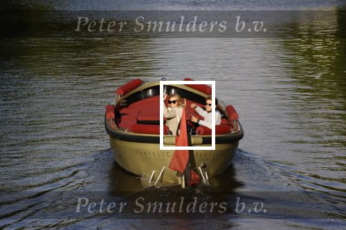 Amsterdam 27 mei 2020
Lieke v Lexmond en haar man Bas v Veggel varen in hun boot door de grachten van Amsterdam .