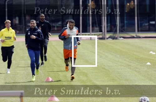 Amsterdam 14 mei 2020
Memphis Depay Edgar David Orlando Engelaar en Ronald Koeman jr trainen in het olympisch stadion.