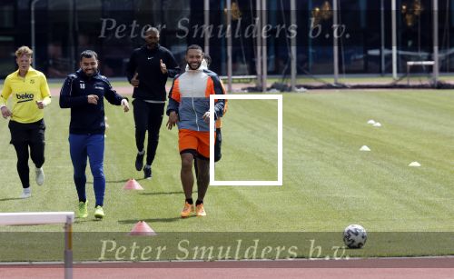 Amsterdam 14 mei 2020
Memphis Depay Edgar David Orlando Engelaar en Ronald Koeman jr trainen in het olympisch stadion.