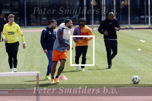 Amsterdam 14 mei 2020
Memphis Depay Edgar David Orlando Engelaar en Ronald Koeman jr trainen in het olympisch stadion.