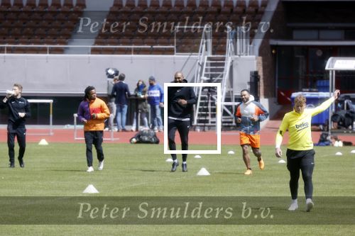 Amsterdam 14 mei 2020
Memphis Depay Edgar David Orlando Engelaar en Ronald Koeman jr trainen in het olympisch stadion.