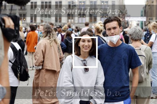 Amsterdam 1 juni 2020
Protest op de dam tegen poltiegeweld tegen donkere mensen. Demi en Nino Wilkes