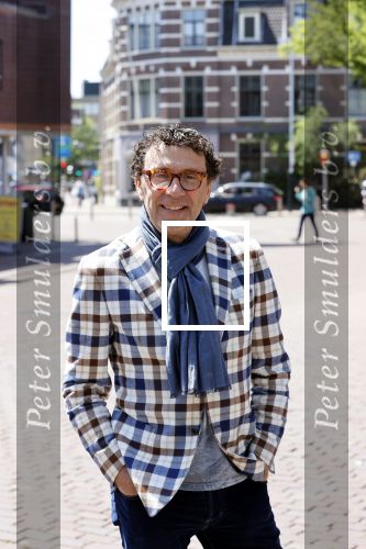Hilversum 29 mei 2020
Peter Douglas in centrum Hilversum.