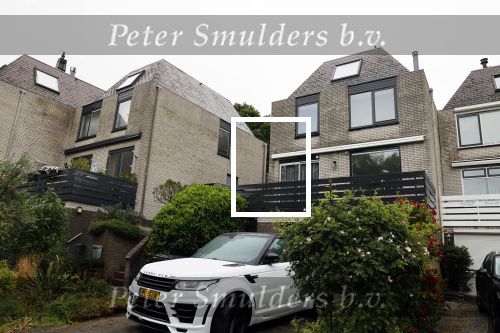 Mijdrecht 24 mei 2020
Rachel Hazes bij haar nieuwe huis .
