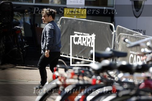 Haarlem / Amsterdam 5 mei 2020
Roel v Velzen rijdt vanaf Haarlem naar Carre in Amsterdam om daar op te treden ivm 5 mei.