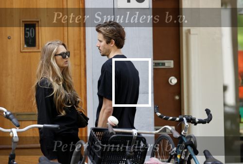 Amsterdam 23 mei 2020
Romee Strijd en haar man  Laurens van Leeuwen in Amsterdam zuid.
