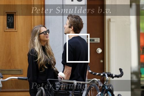 Amsterdam 23 mei 2020
Romee Strijd en haar man  Laurens van Leeuwen in Amsterdam zuid.