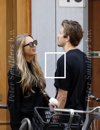 Amsterdam 23 mei 2020
Romee Strijd en haar man  Laurens van Leeuwen in Amsterdam zuid.
