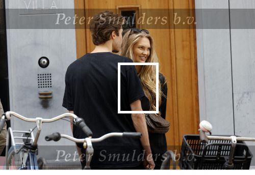 Amsterdam 23 mei 2020
Romee Strijd en haar man  Laurens van Leeuwen in Amsterdam zuid.