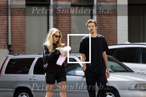 Amsterdam 23 mei 2020
Romee Strijd en haar man  Laurens van Leeuwen in Amsterdam zuid.