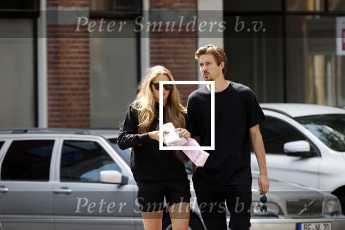 Amsterdam 23 mei 2020
Romee Strijd en haar man  Laurens van Leeuwen in Amsterdam zuid.
