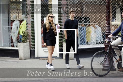 Amsterdam 23 mei 2020
Romee Strijd en haar man  Laurens van Leeuwen in Amsterdam zuid.