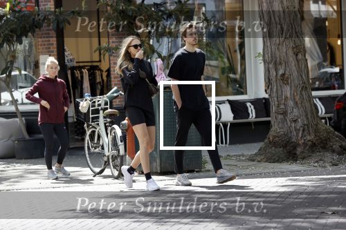 Amsterdam 23 mei 2020
Romee Strijd en haar man  Laurens van Leeuwen in Amsterdam zuid.