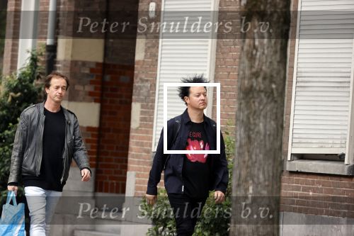 Amsterdam 24 mei 2020
Rop Verheijen met zijn partner op straat in Amsterdam zuid.