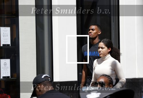 Amsterdam 18 mei 2020
Ryan Gravenberch met â€¦ op de pc hooftstraat