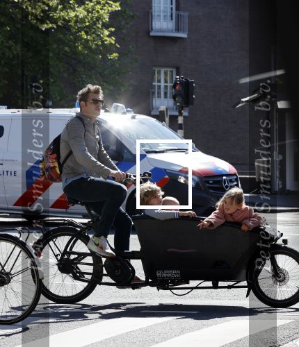 Amsterdam 6 mei 2020
Sander lantinga met zijn kinderen in de bakfiets