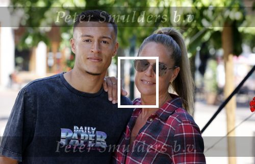 Hilversum 29 mei 2020
Saskia v d Linden met haar zoon Eja Dakriet