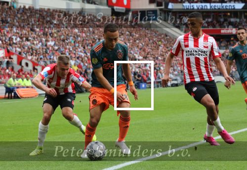 Eindhoven, 22 September 2019 Kompetitiewedstrijd PSV-AJAX, eindstand 1-1
Seiozen 2019/2020
Sergino Dest Mohamed Ihattaren en Michal Sadilek