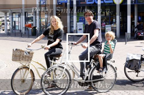 Amsterdam 29 mei 2020
Steven Kazan met zijn vrouw Jamie en hun zoontje