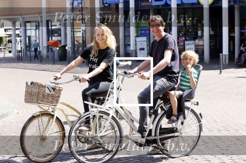 Amsterdam 29 mei 2020
Steven Kazan met zijn vrouw Jamie en hun zoontje