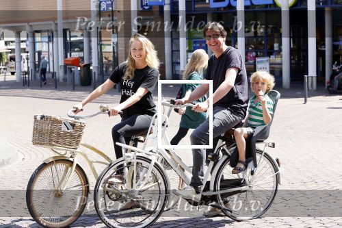 Amsterdam 29 mei 2020
Steven Kazan met zijn vrouw Jamie en hun zoontje