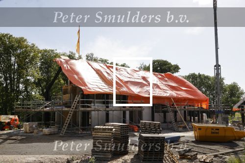 Ouderkerk aan de Amstel 23 mei 2020
Het nieuwe huis van Sven Kramer en Naomi v As in aanbouw