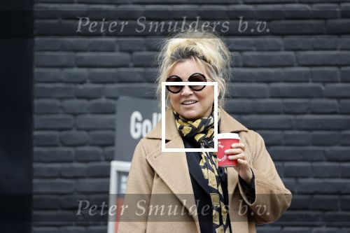 Amsterdam 15 mei 2020
Tatjana drinkt kopje koffie op de beethovenstraat
