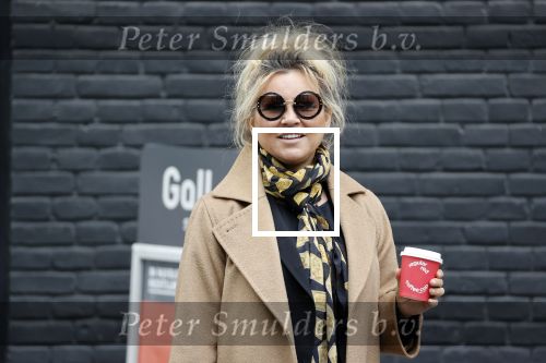 Amsterdam 15 mei 2020
Tatjana drinkt kopje koffie op de beethovenstraat