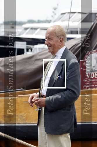 Volendam 1 juni 2020
Forum van Democratie met Thierry Baudet Theo Hiddema en Wybren van Haga zijn in Volendam tijdens de opening van de terrassen.