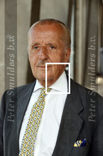 Volendam 1 juni 2020
Forum van Democratie met Thierry Baudet Theo Hiddema en Wybren van Haga zijn in Volendam tijdens de opening van de terrassen.