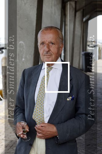 Volendam 1 juni 2020
Forum van Democratie met Thierry Baudet Theo Hiddema en Wybren van Haga zijn in Volendam tijdens de opening van de terrassen.
