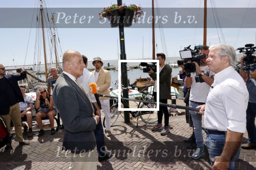 Volendam 1 juni 2020
Forum van Democratie met Thierry Baudet Theo Hiddema en Wybren van Haga zijn in Volendam tijdens de opening van de terrassen.