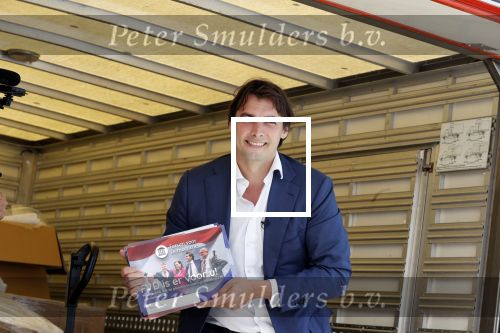 Volendam 1 juni 2020
Forum van Democratie met Thierry Baudet Theo Hiddema en Wybren van Haga zijn in Volendam tijdens de opening van de terrassen.