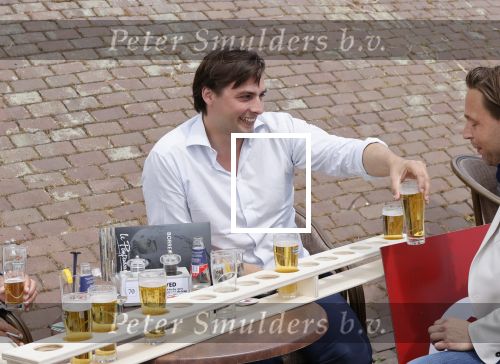 Volendam 1 juni 2020
Forum van Democratie met Thierry Baudet Theo Hiddema en Wybren van Haga zijn in Volendam tijdens de opening van de terrassen.