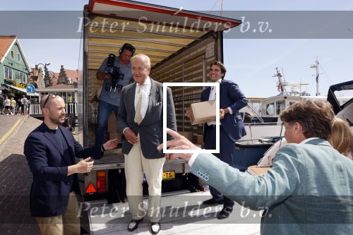 Volendam 1 juni 2020
Forum van Democratie met Thierry Baudet Theo Hiddema en Wybren van Haga zijn in Volendam tijdens de opening van de terrassen.