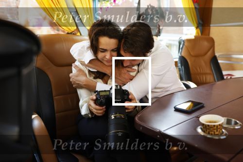Hilversum Barneveld 13 juni 2020
Thierry Baudet gaat het land in om de krantjes van Forum voor democratie uit te delen. Zijn vriendin Davide legt alles vast met haar camera.