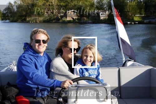 Nigtevecht 6 mei 2020
Thomas Berge Myrthe Mylius enhub zoon Jack aan het varen op de Vecht
