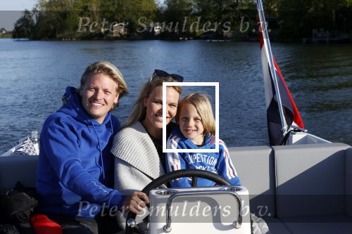 Nigtevecht 6 mei 2020
Thomas Berge Myrthe Mylius enhub zoon Jack aan het varen op de Vecht