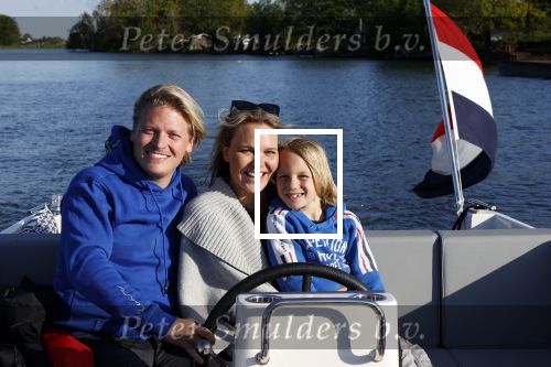 Nigtevecht 6 mei 2020
Thomas Berge Myrthe Mylius enhub zoon Jack aan het varen op de Vecht