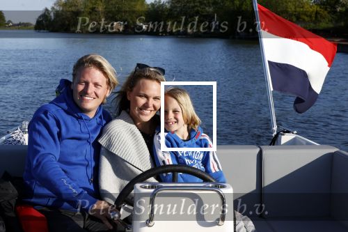 Nigtevecht 6 mei 2020
Thomas Berge Myrthe Mylius enhub zoon Jack aan het varen op de Vecht