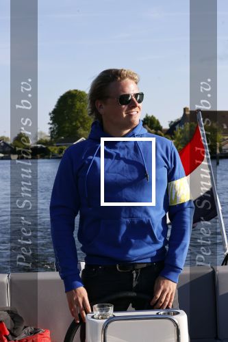 Nigtevecht 6 mei 2020
Thomas Berge Myrthe Mylius enhub zoon Jack aan het varen op de Vecht