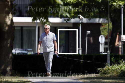 Amsterdam 29 mei 2020
Tom Egbers laat zijn hond uit.