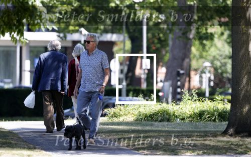 Amsterdam 29 mei 2020
Tom Egbers laat zijn hond uit.