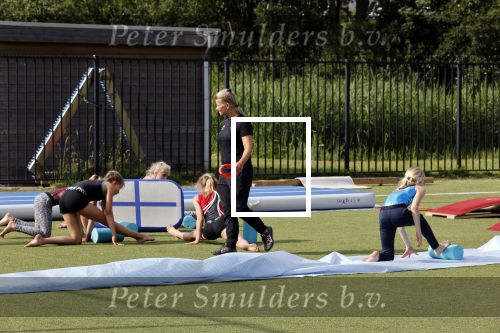 Weesp 8 juni 2020
Jeugd weesp traint buiten ivm corona virus . OA turnvereniging WVGV