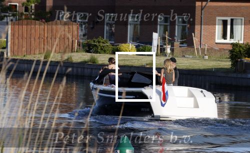 Nigtevecht 21 mei 2020
Wendy v Dijk met haar moeder man Erland Galjaard en dochter Lizzy aan het varen op de Vecht