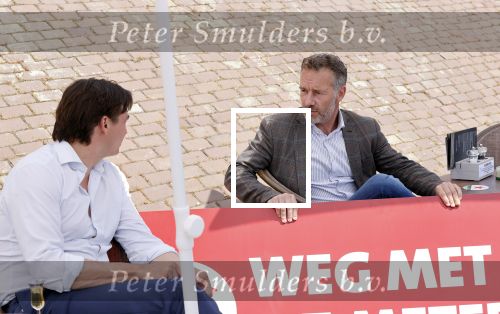 Volendam 1 juni 2020
Forum van Democratie met Wybren v Haga is in Volendam tijdens de opening van de terrassen.