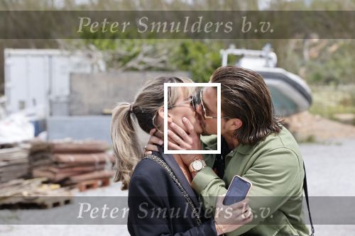 Ibiaza, 24 April 2021
Andre Hazes en Sarah v Soelen kussend
