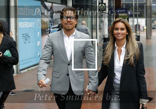 Amstelveen 27 mei 2021
Opening Yoyo tea bar van Rachel Hazes in winkelcentrum Amstelveen.
Andre Hazes zijn vriendinSarah v Soelen en haar ouders zijn ook aanwezig.