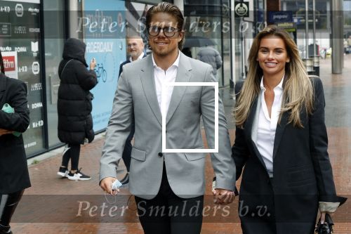 Amstelveen 27 mei 2021
Opening Yoyo tea bar van Rachel Hazes in winkelcentrum Amstelveen.
Andre Hazes zijn vriendinSarah v Soelen en haar ouders zijn ook aanwezig.